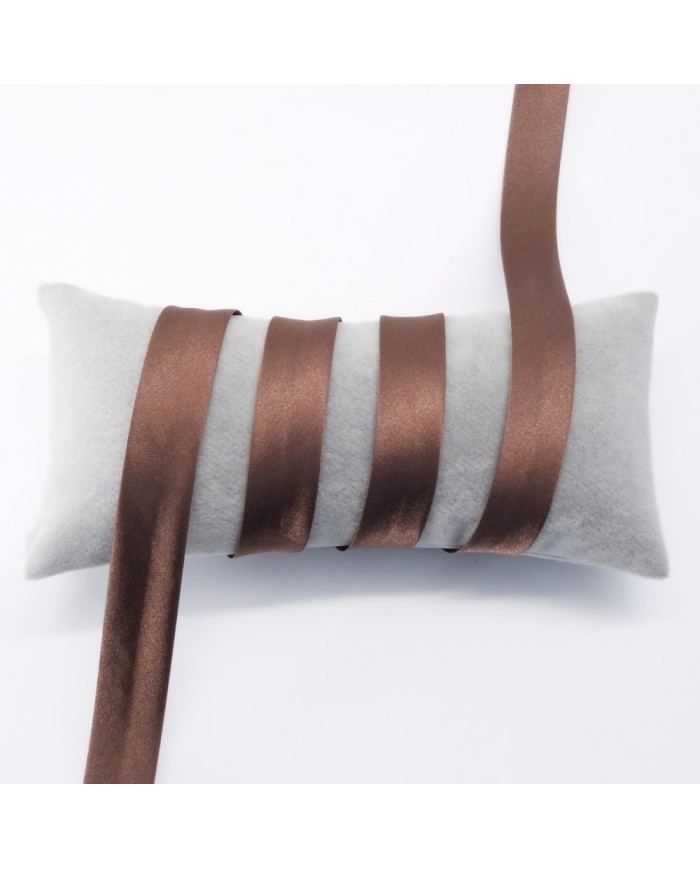 25 Metre - 3 Cm Biyetex Saten Biye - No 045