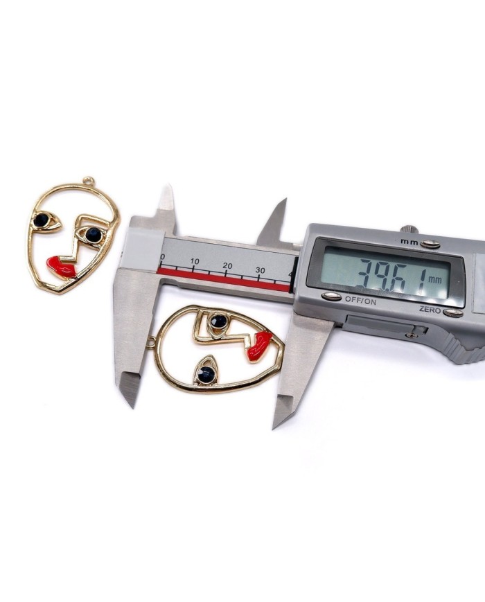 Kadın Sureti Makyaj - Kolye Ucu - 1 adet