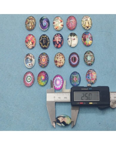 ELİPS BÜYÜTEÇ DESENLİ 10 ADET CAM TAŞ - MİX