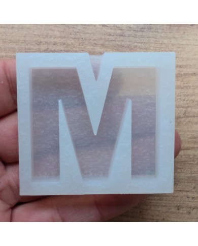 Tekli Harf Epoksi Reçine Kalıbı - M