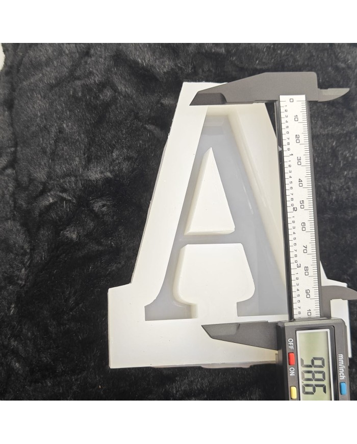 A Harfi Epoksi Beton Mum Kalıp