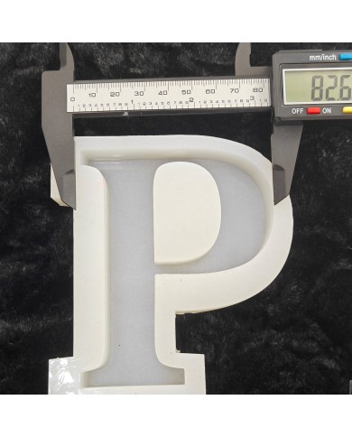 R Harfi Epoksi Beton Mum Kalıp