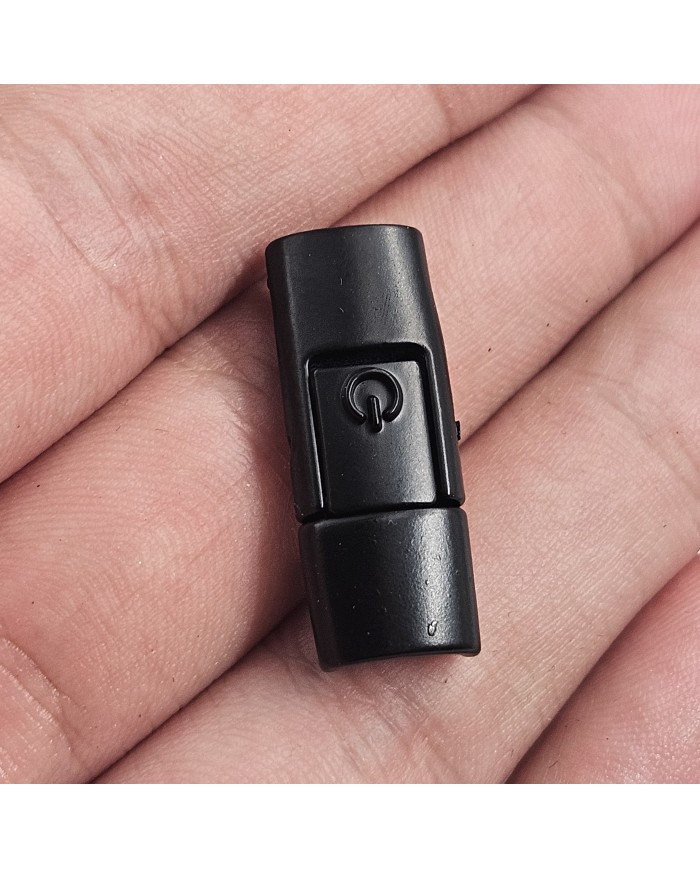 Metal Klipsli Çok Amaçlı Kapama - Siyah