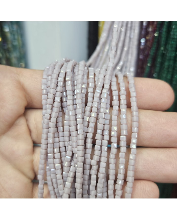 3mm İpe Dizili Küp Kristal Boncuk Mat Opak Pudra Gri - 1 Dizi