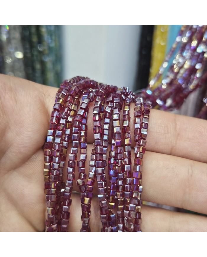 3mm İpe Dizili Küp Kristal Boncuk Metalik Kaplama Janjanlı Kızıl Kırmızı - 1 Dizi