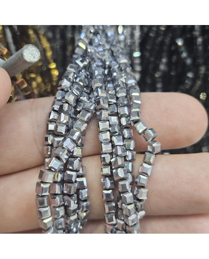 İpe Dizili Kristal Küp Çin Camı Boncuk - Gümüş - 3mm