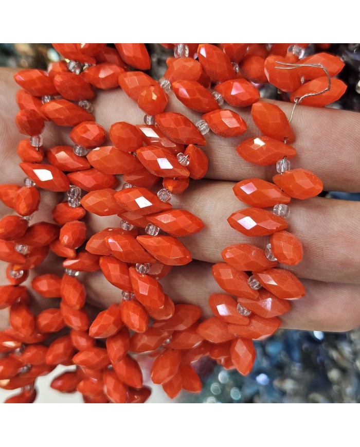 İpe Dizili Yandan Delikli Kristal Boncuk - Mat Nar Çiçeği -