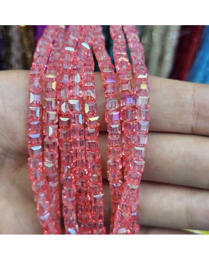 4mm İpe Dizili Küp Kristal Boncuk Şeffaf Janjanlı Mercan - 1 Dizi