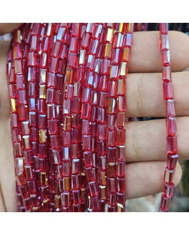 İpe Dizili Dikdörtgen Kristal Boncuk - Janjanlı Parlak Kırmızı