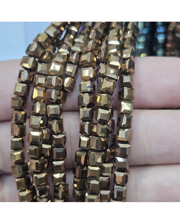 5 Adet İpe Dizili Küp Kristal Boncuk - Janjanlı Bronz - 5mm