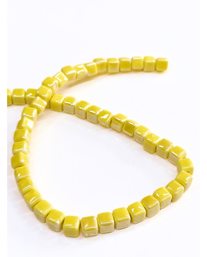 İpe Dizili Seramik Boncuk Sarı Küp 5mm