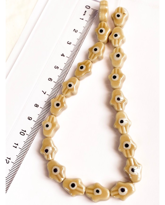 İpe Dizili Seramik Boncuk Krem Hamsa El 15mm
