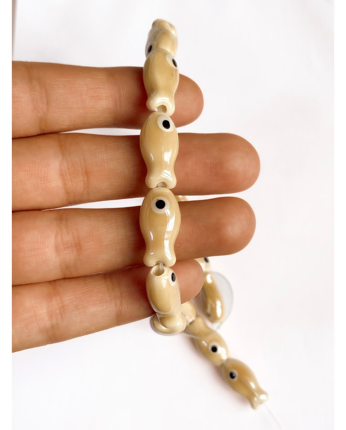 İpe Dizili Seramik Boncuk Krem Balık 19mm