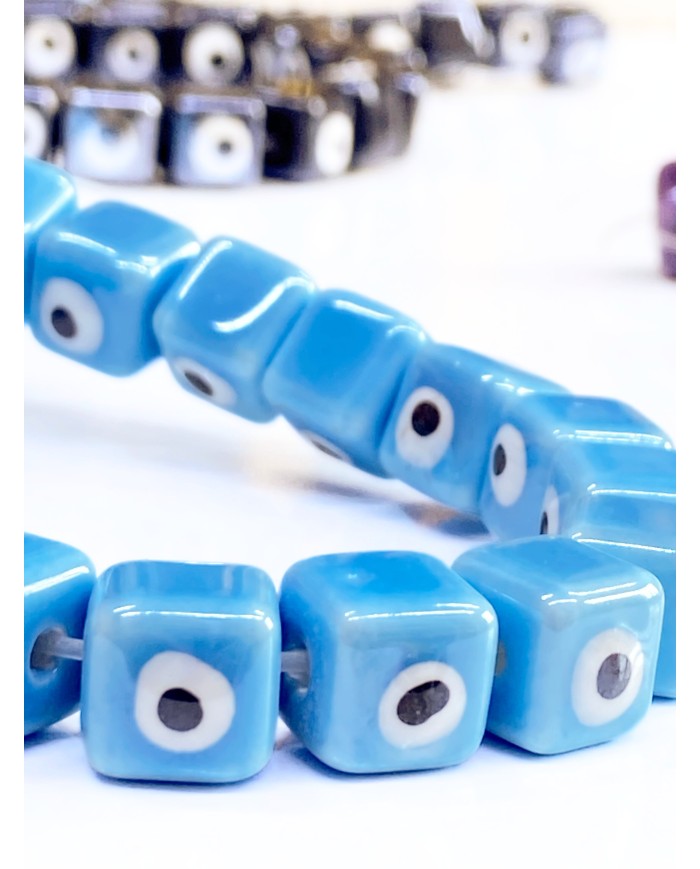İpe Dizili Seramik Boncuk Mavi Nazar Boncuklu Küp 10mm