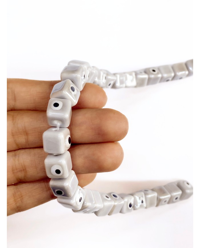 İpe Dizili Seramik Boncuk Gri Nazar Boncuklu Küp 10mm