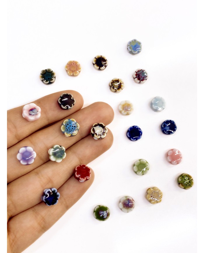 Seramik Boncuk Yeşil Mini Çiçek 10mm