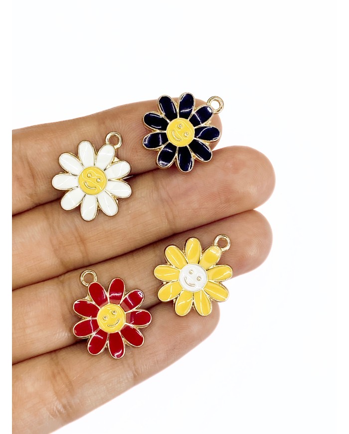 Papatya Kolye Bileklik Ucu Charm Altın Siyah 1 Adet