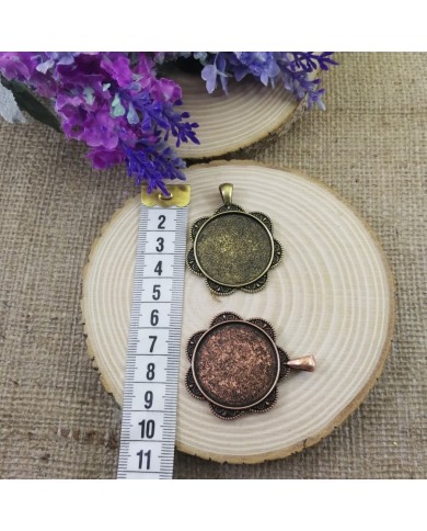 Kolye Ucu - Kenarı Dalgalı Eskitme Yuvarlak Antik Sarı