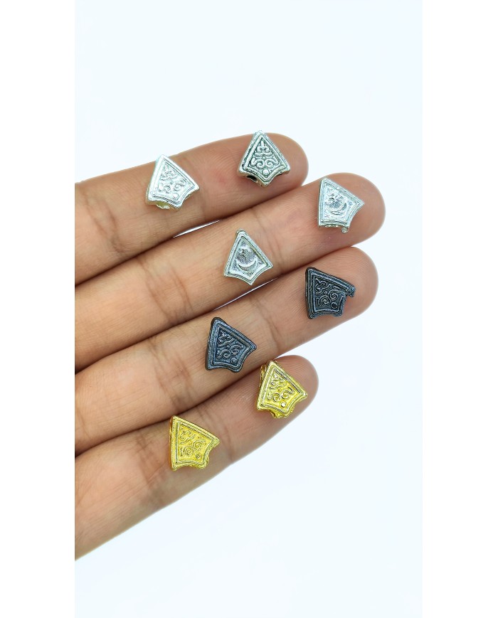 Zamak Çift Delikli Üçgen Tesbih Aparatı Nikel - 11x11mm