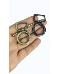 Yaylı Kanca Anahtarlık Çanta Askı Aparatı Halka Antik Yeşil 26x46mm - 1 Adet