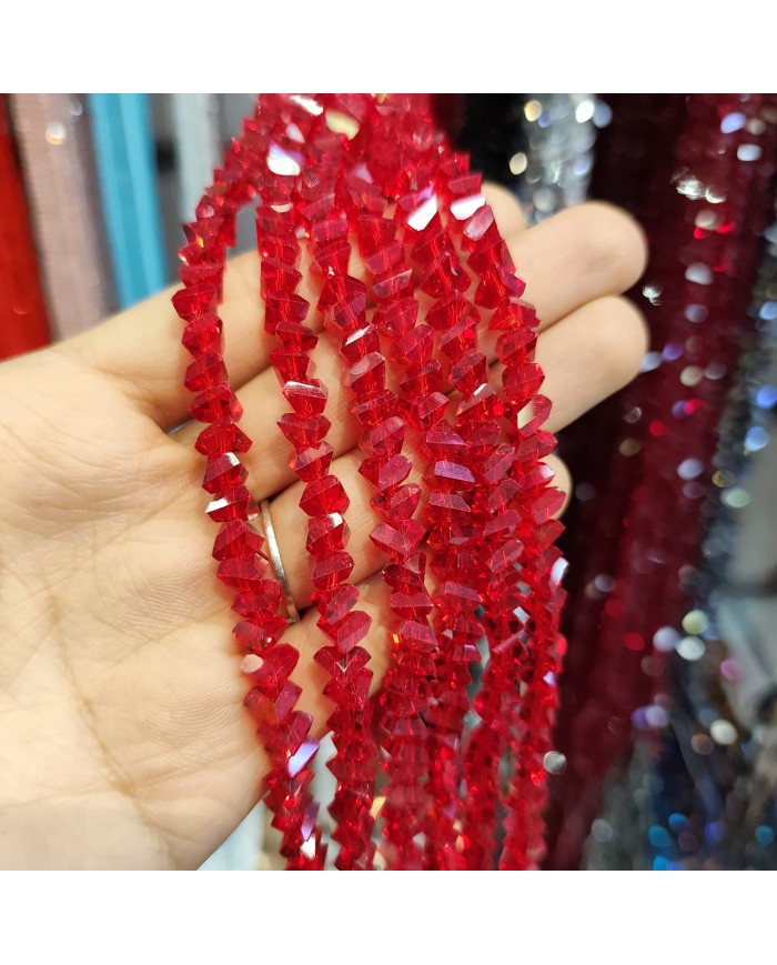 8mm İpe Dizili Üçgen Kristal Boncuk Şeffaf Kırmızı - 1 Dizi