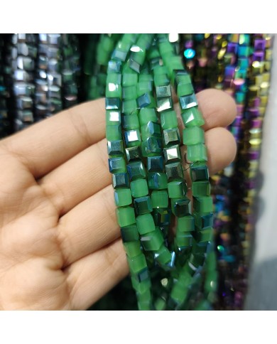 6mm İpe Dizili Küp Kristal Boncuk Metalik Kaplama Aynalı Yeşil - 1 Dizi