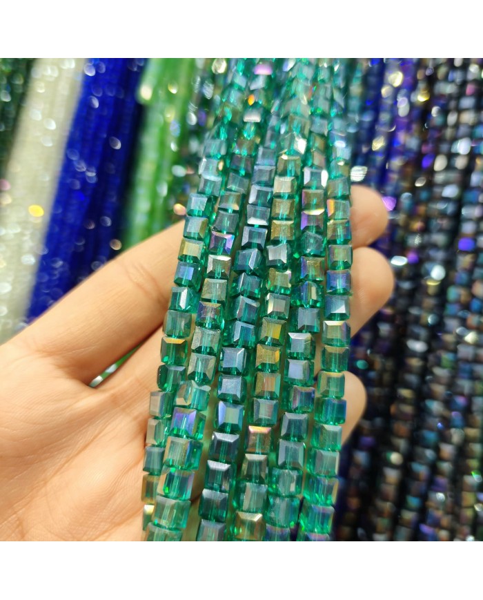 6mm İpe Dizili Küp Kristal Boncuk Metalik Kaplama Açık Yeşil - 1 Dizi
