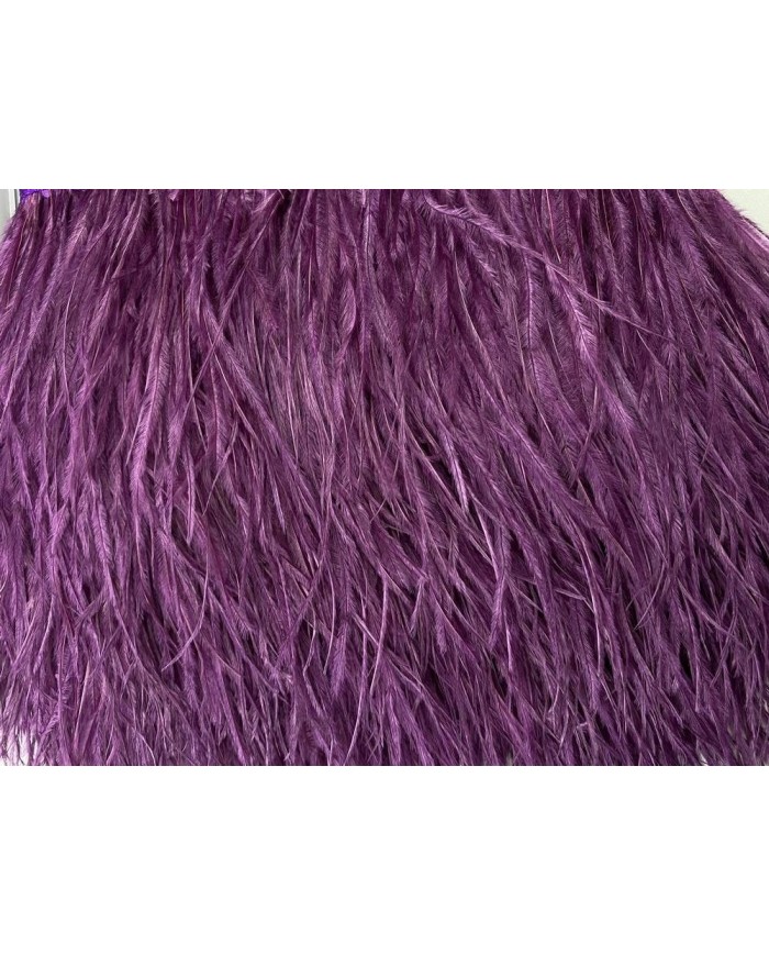 Deve Kuşu Tüyü Mürdüm 10 Metre Deve Kuşu Tüyü Mürdüm 10 Metre