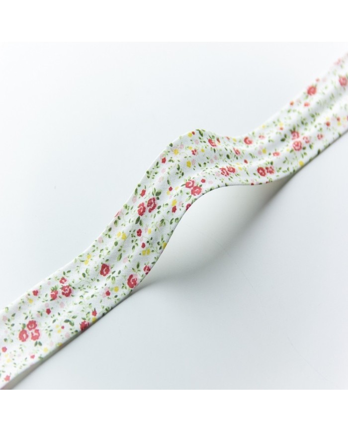 25 METRE Desenli Koton Biye - 3 Cm Kırmızı Çıtır Çiçekler